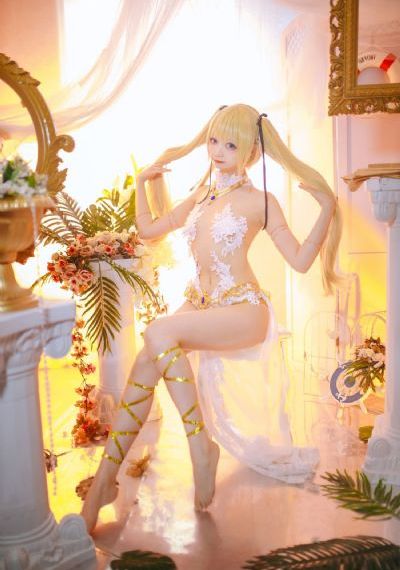宝贝乖调教跪趴水果play_HD视频大全