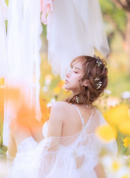 国产午夜成年免费视频_十万网红美女美酱