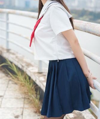 精品suv一区二区_BD英语超清免费观看
