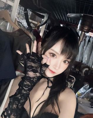 成人丝袜电影_HD日本电影在线